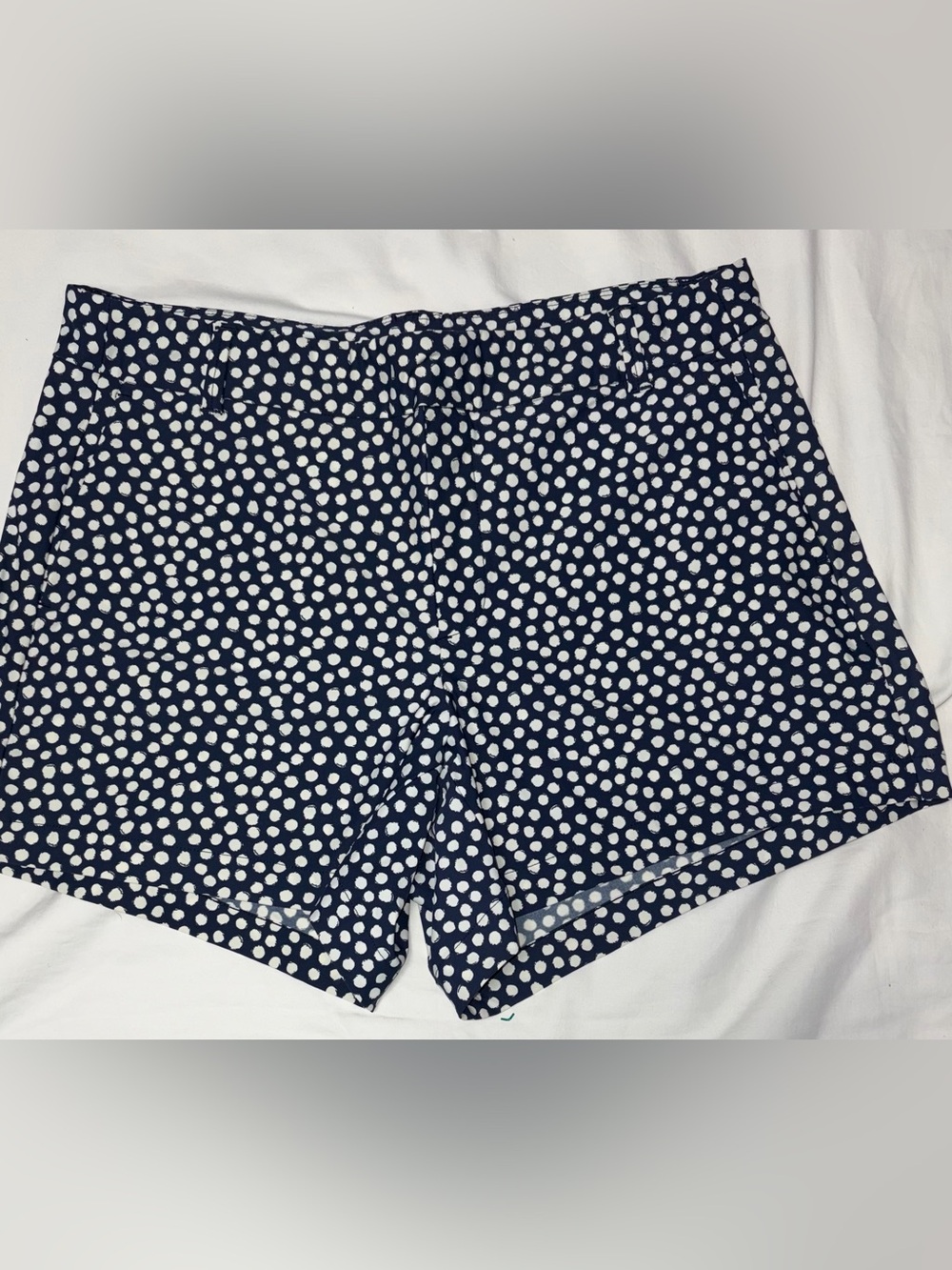 Spanx Brand Navy/White Polka Dot Shorts sz L EUC